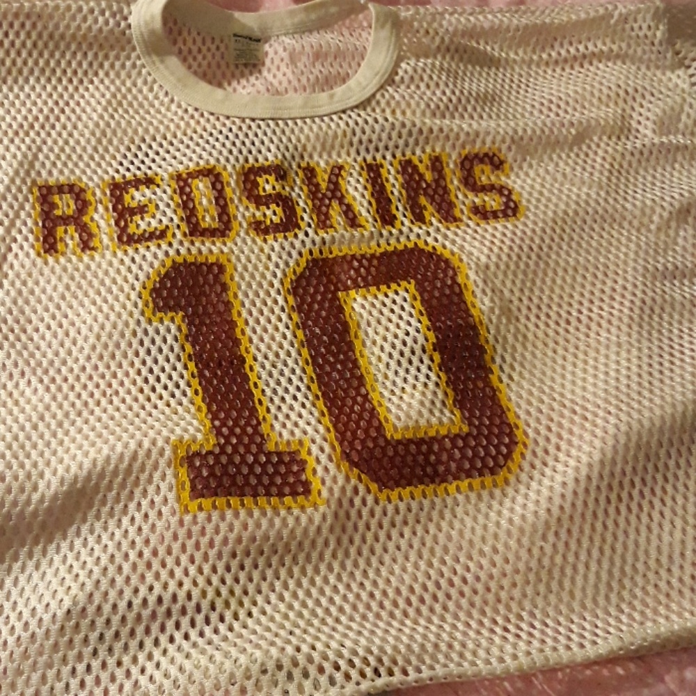 NFL  Red Skin #10 top FINAL PRICE